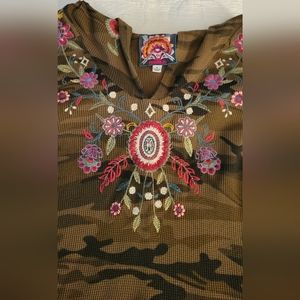 Johnny Was hoodie size L.